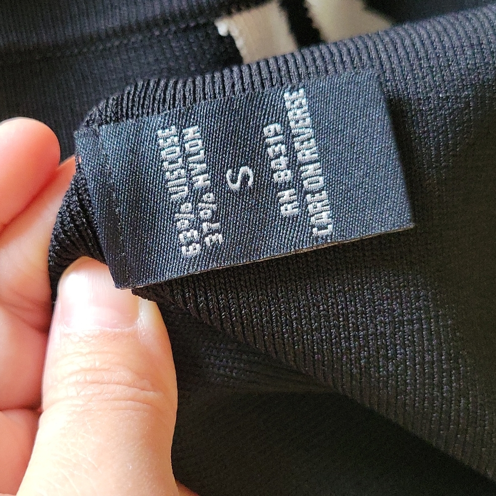 Runway Sweater - Picture 5 of 5